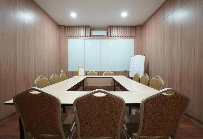 Alam Hotel By Cordela