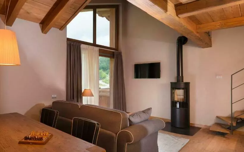 3 Chalets Apart