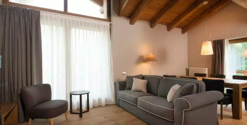3 Chalets Apart