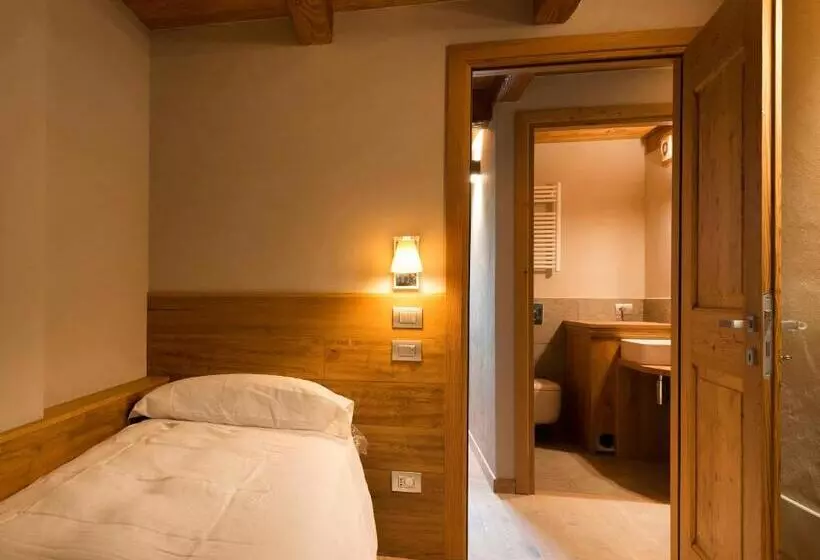 3 Chalets Apart