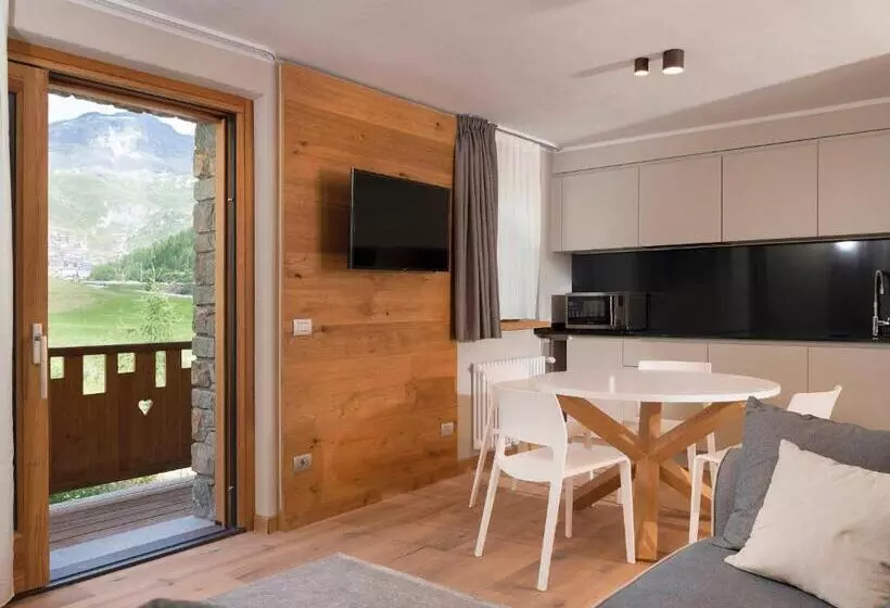 3 Chalets Apart