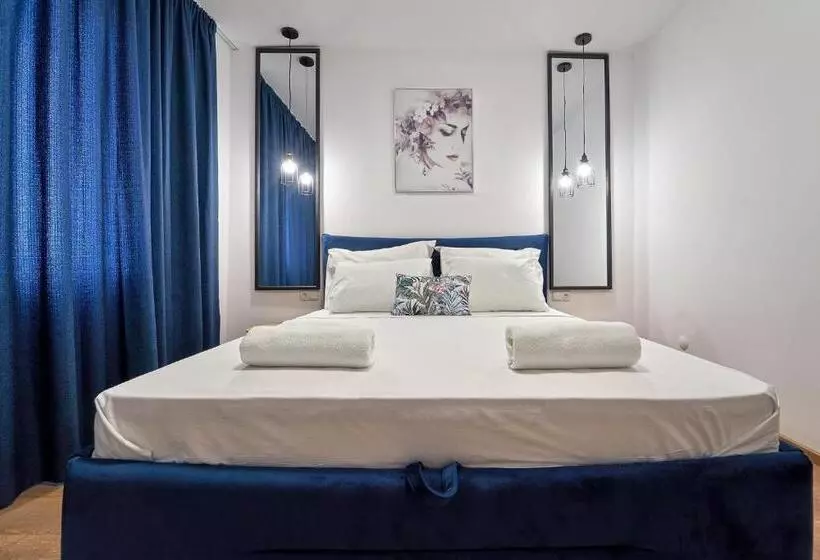 Adel Apartments