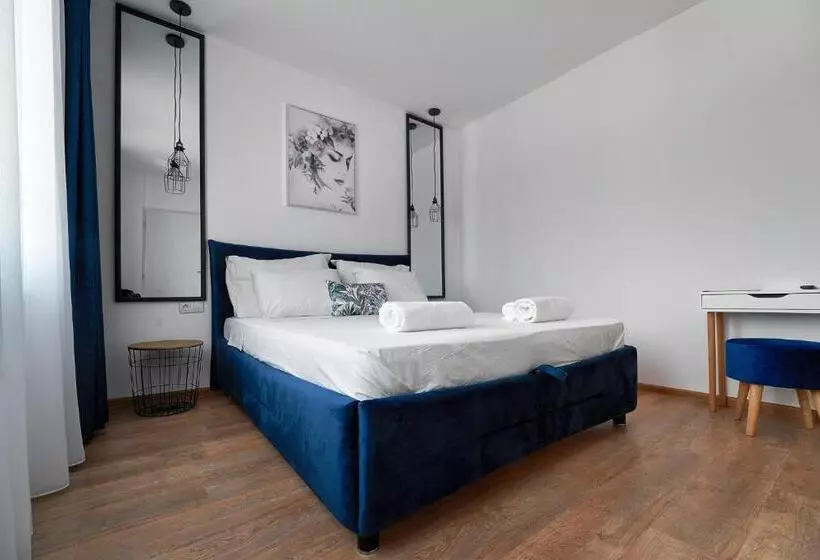 Adel Apartments