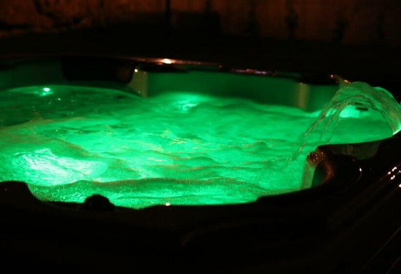 مبيت وإفطار Al Ginepro