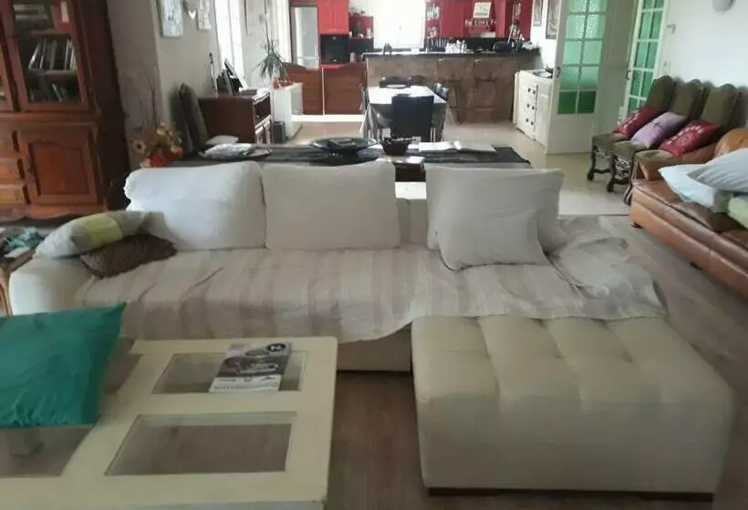 ベッドアンドブレックファースト Bienvenue En Périgord