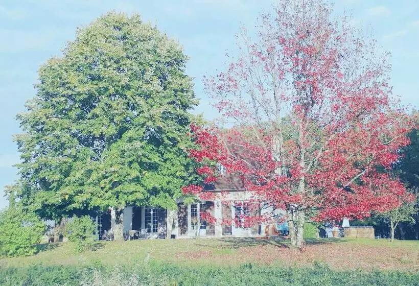 ベッドアンドブレックファースト Bienvenue En Périgord