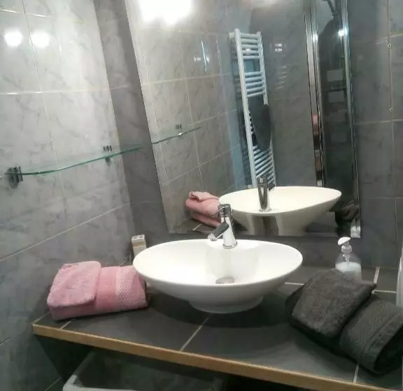 Aamiaismajoitus (B&B) La Chambre Du Clos Barriant