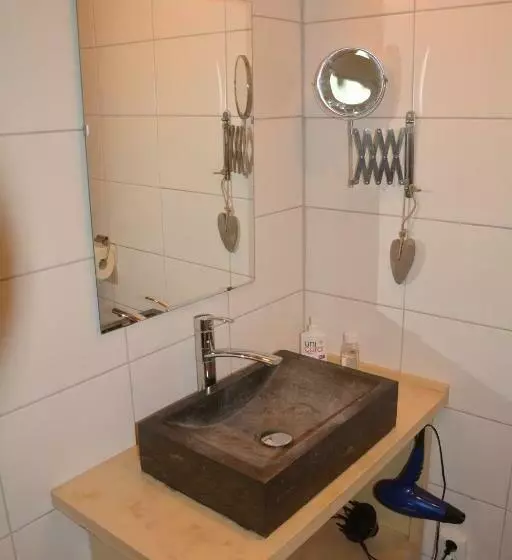 Aamiaismajoitus (B&B) Tijdzat