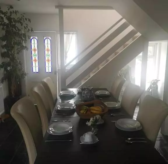 Aamiaismajoitus (B&B) Uplands B And B