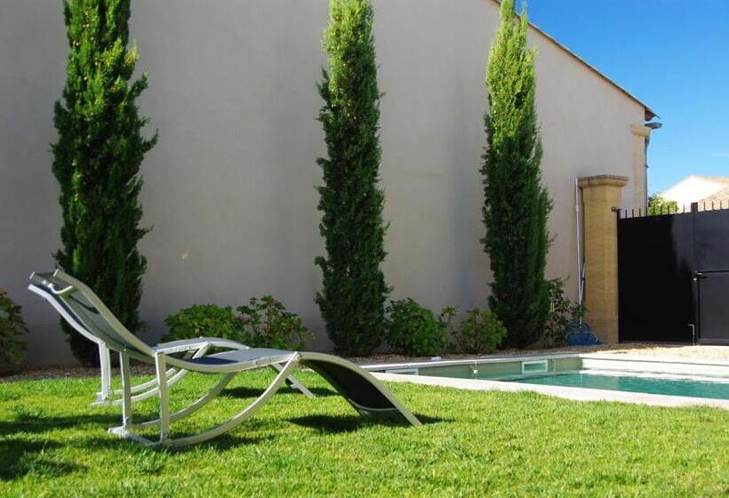 Bed and Breakfast Uzes Decouvertes