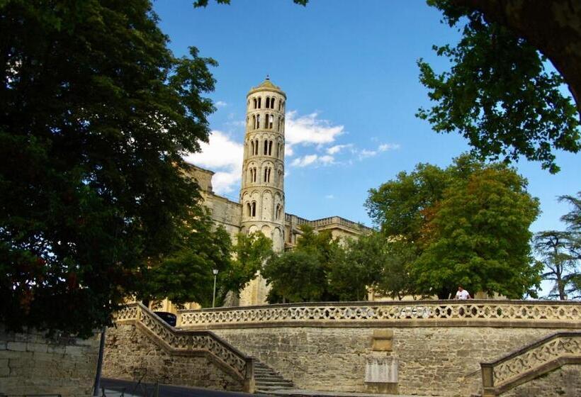 Bed and Breakfast Uzes Decouvertes