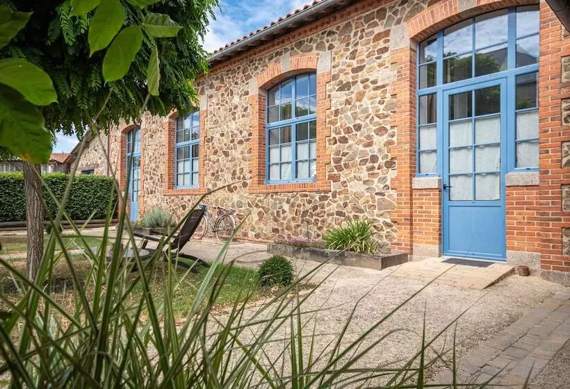 Le Domaine Des Ecoliers B&b
