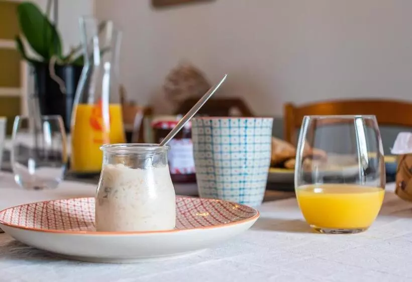 Le Domaine Des Ecoliers B&b