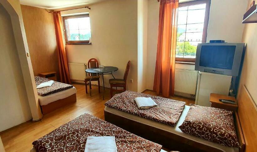 פנסיון Penzión Highway