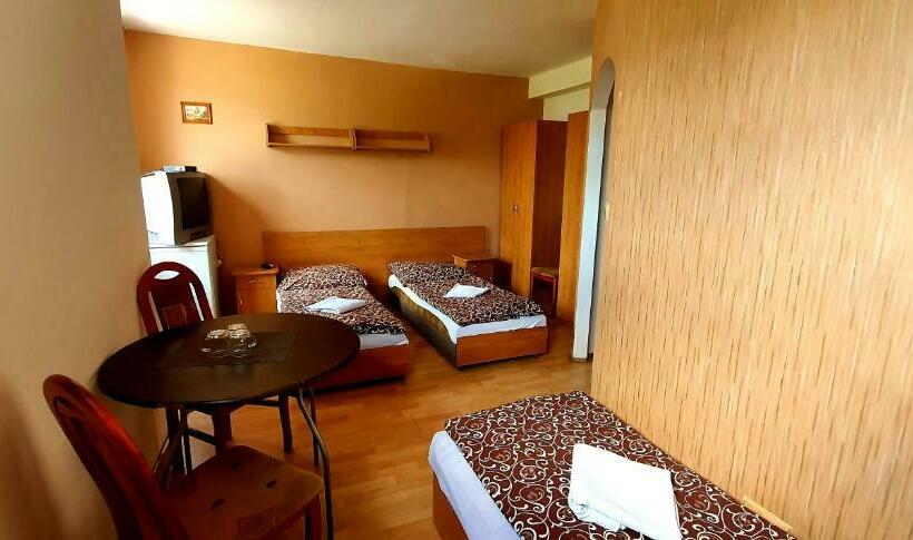 פנסיון Penzión Highway