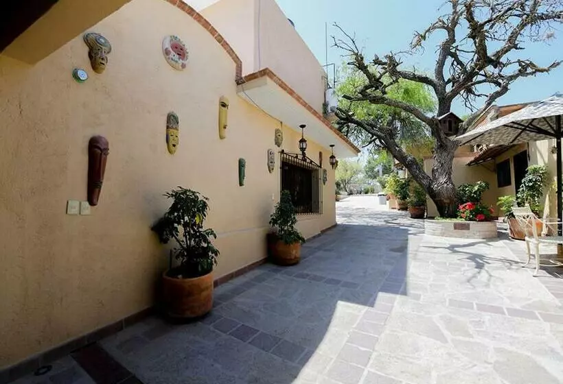 Majatalo Posada Las Reynas By Rotamundos