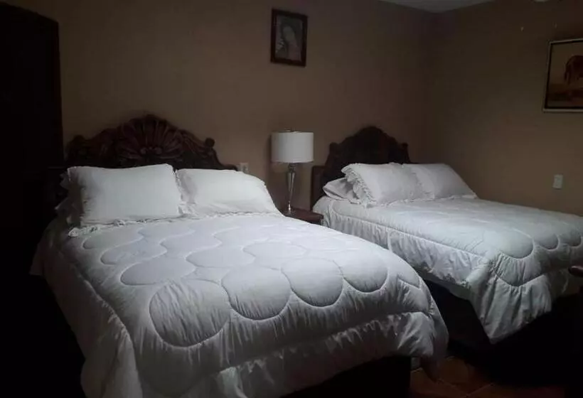 Majatalo Posada Las Reynas By Rotamundos