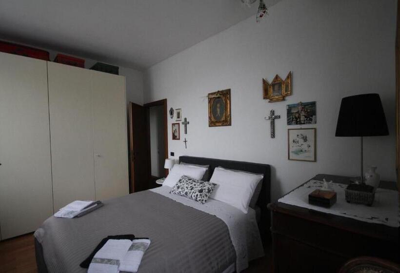 פנסיון Zizzihome Bed And Breakfast