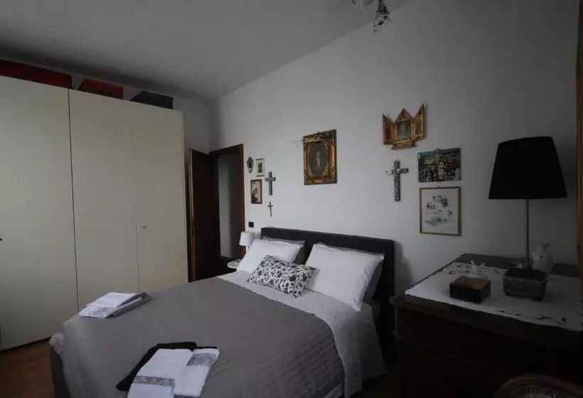 ペンション Zizzihome Bed And Breakfast