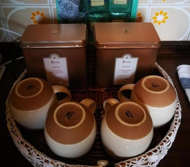 פנסיון Zizzihome Bed And Breakfast