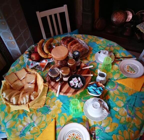 פנסיון Zizzihome Bed And Breakfast