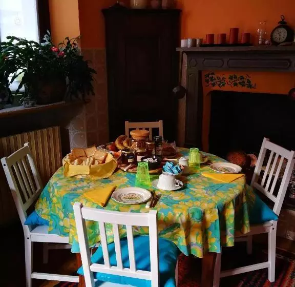 ペンション Zizzihome Bed And Breakfast
