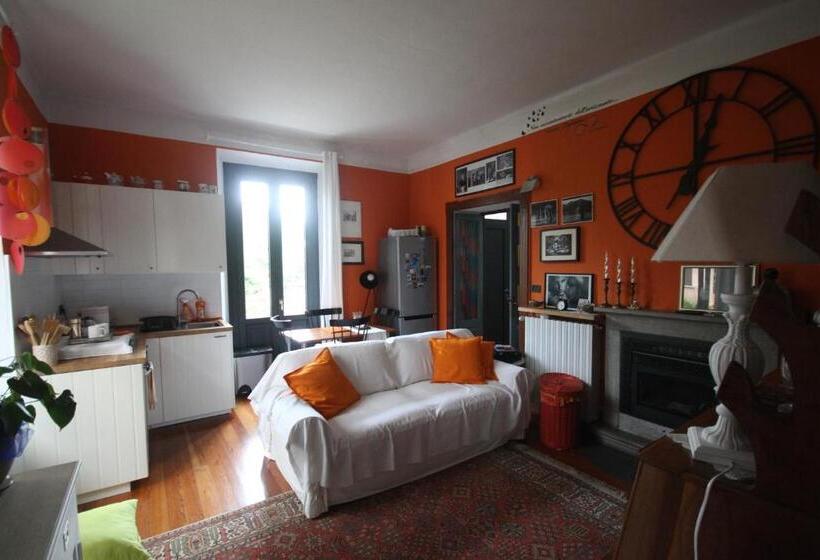 פנסיון Zizzihome Bed And Breakfast