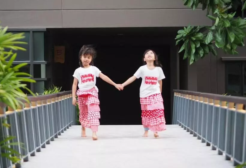 Rain Chaam Huahin By Joe