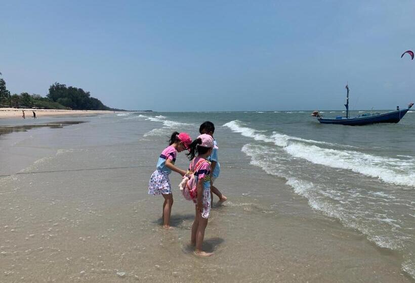 Rain Chaam Huahin By Joe