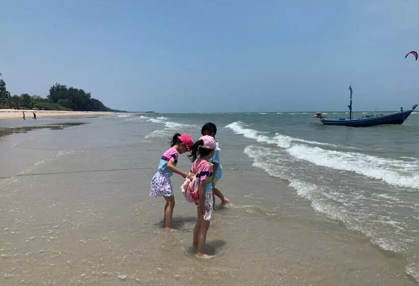 Rain Chaam Huahin By Joe