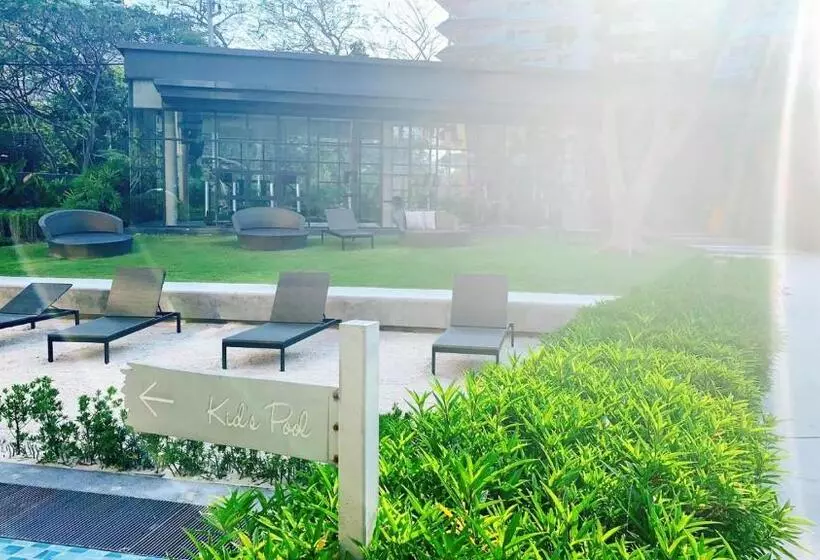 Rain Chaam Huahin By Joe