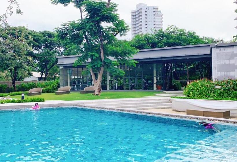 Rain Chaam Huahin By Joe