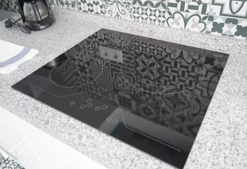 ユースホステル Coworking Studio