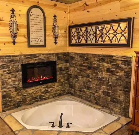 Hotelli Samantha S Timber Inn