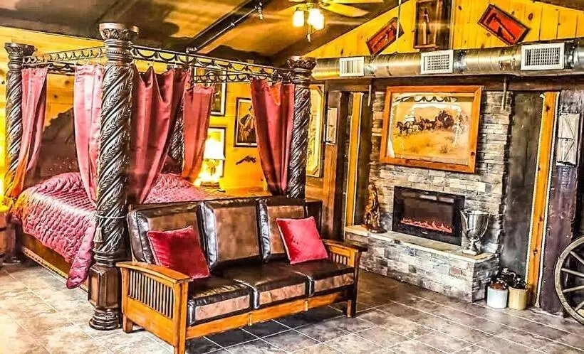 Hotelli Samantha S Timber Inn