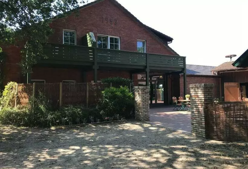 Majatalo Landcafé Neumann