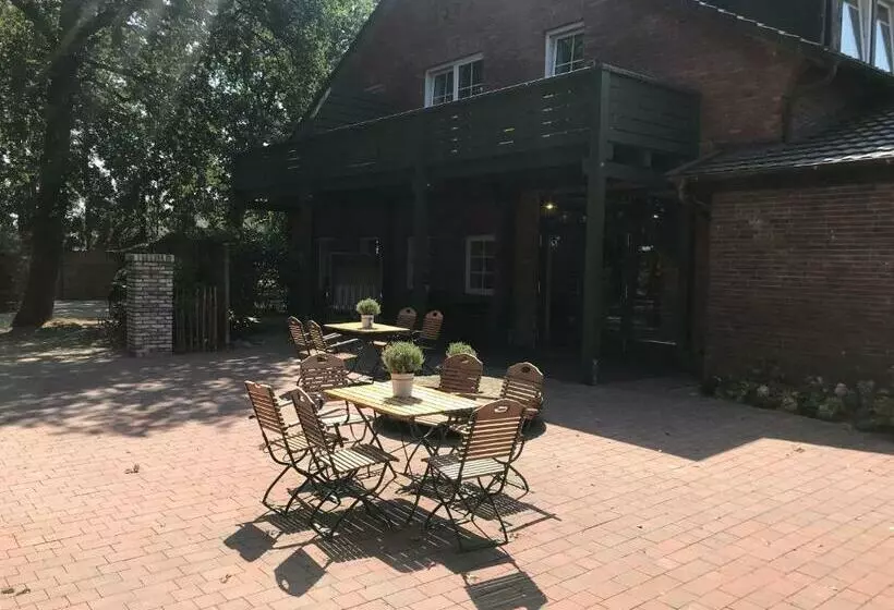 Majatalo Landcafé Neumann