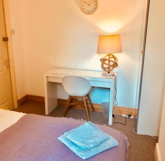 פנסיון Maritime Pods