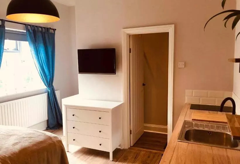 ペンション Maritime Pods