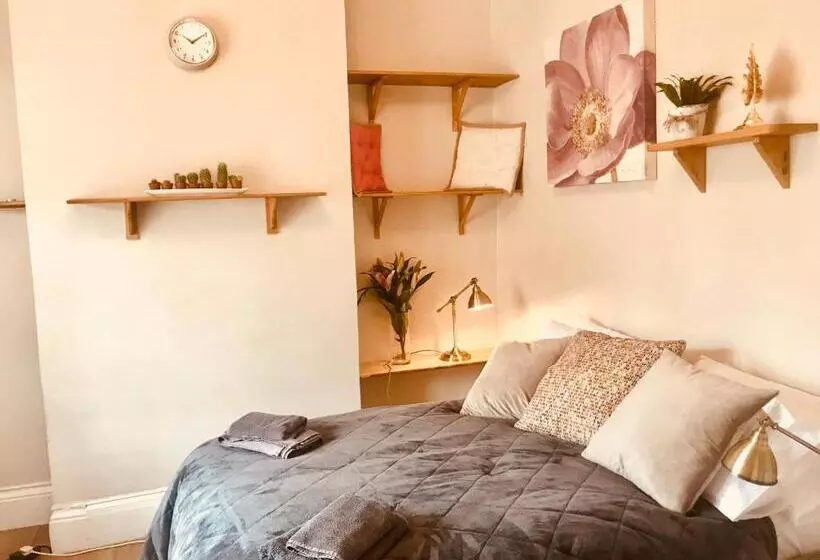 ペンション Maritime Pods