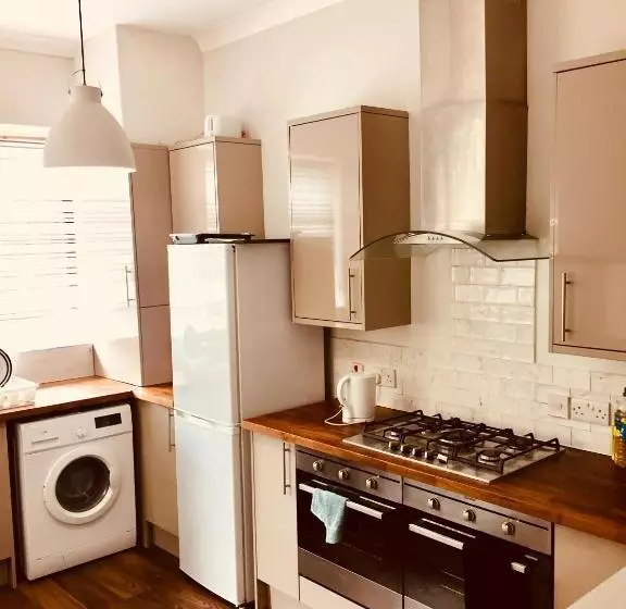 ペンション Maritime Pods