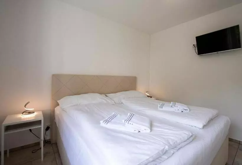 Majatalo Residenza La Serenata   Happy Rentals