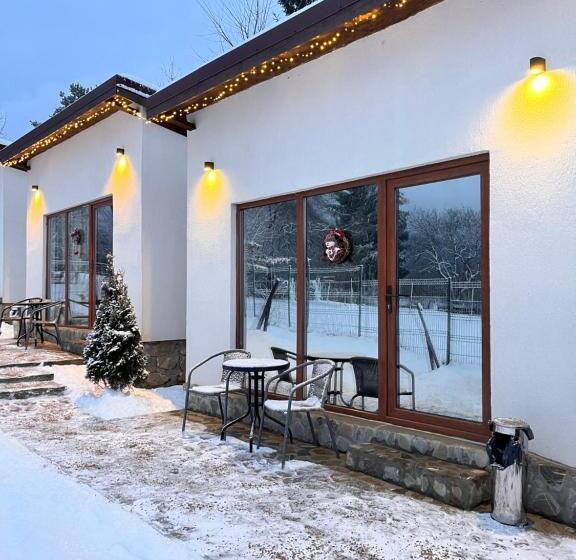 بنسيون Silver Bungalow