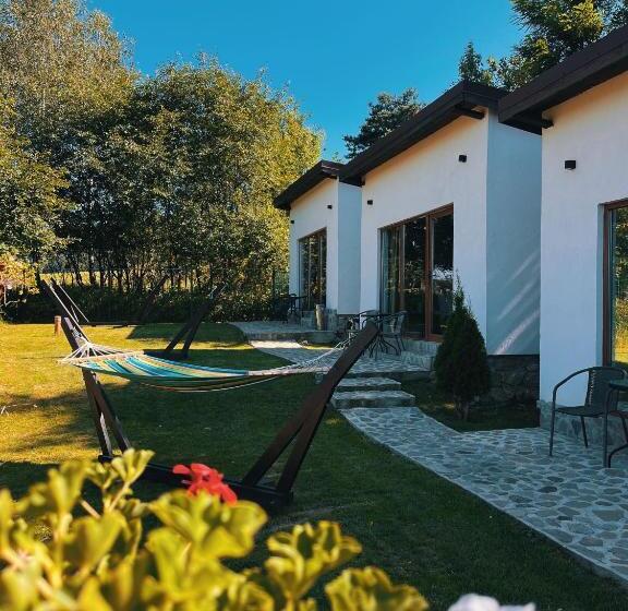 بنسيون Silver Bungalow