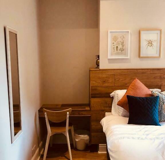 פנסיון Maritime Pods