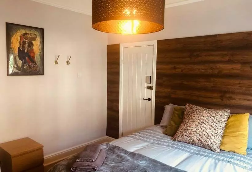 ペンション Maritime Pods