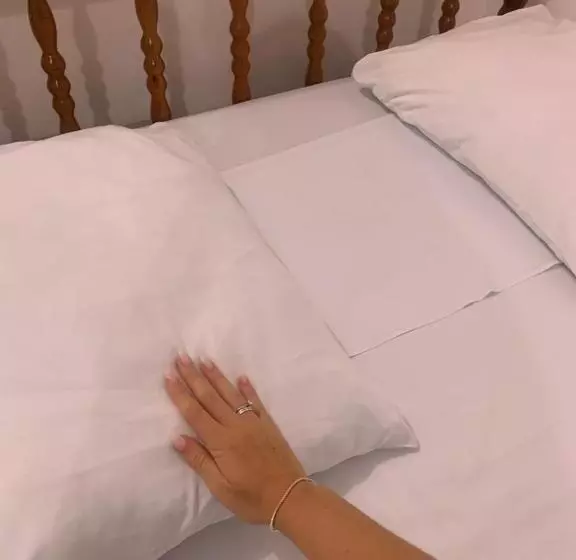 Retkeilymaja Pousada Angraantiga