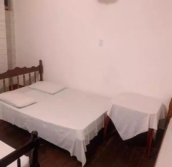 Retkeilymaja Pousada Angraantiga