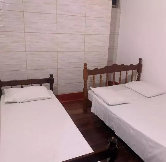 Retkeilymaja Pousada Angraantiga