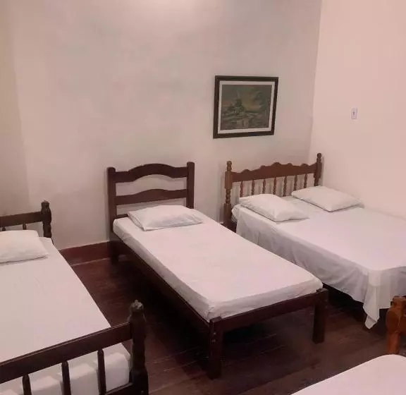 Retkeilymaja Pousada Angraantiga